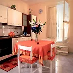 Apartament Casa Di Olga Accanto Al Mare