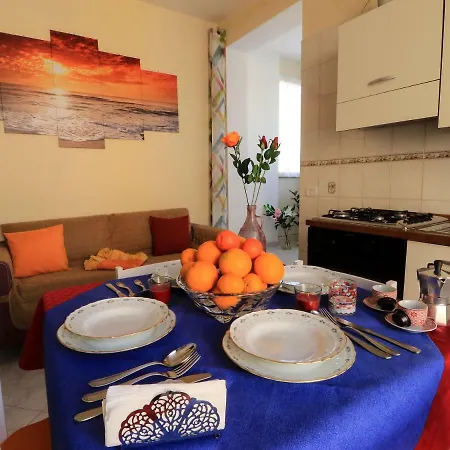 Casa Di Olga Accanto Al Mare Apartament
